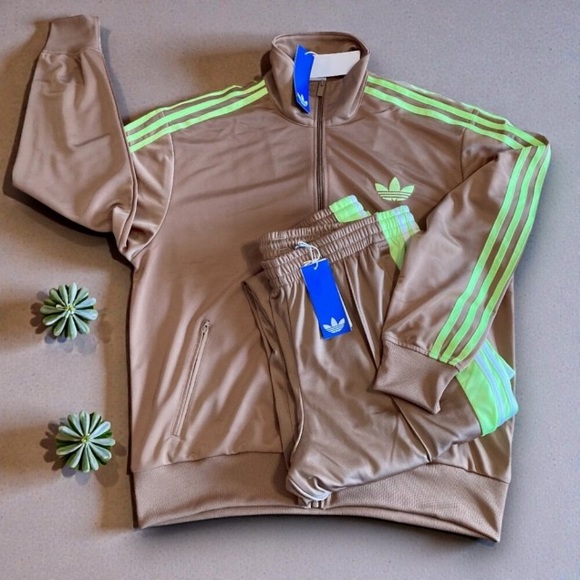 adidas Pants - LAST ONE 2 PC SET ADIDAS TRACKSUIT MATCHING JACKET AND PANTS ORIGINALS L WOMENS